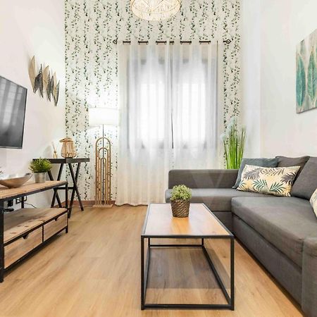 3Br Apartment With Parking And Patio In The Center By Rems Malaga Ngoại thất bức ảnh